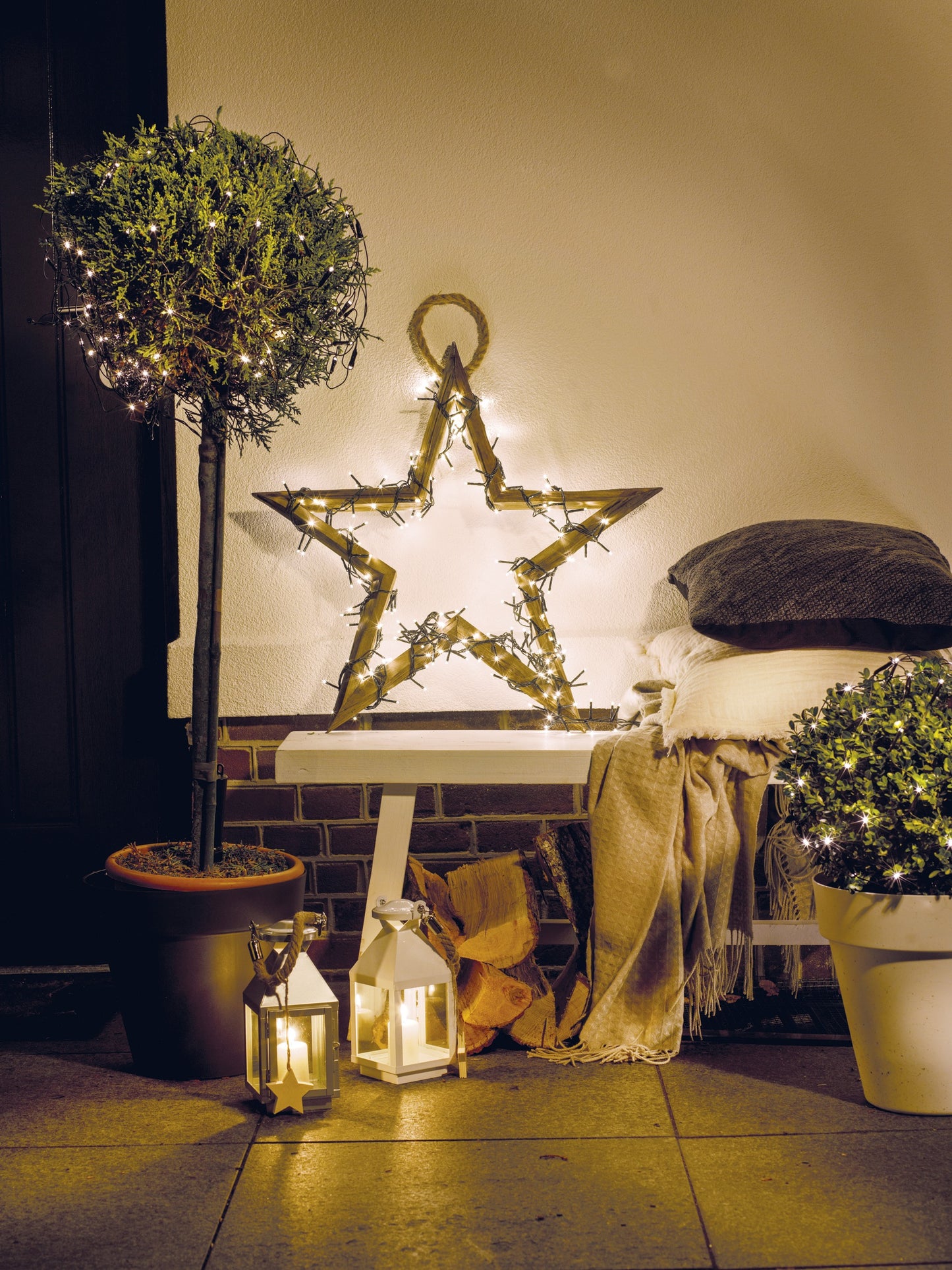 Lichterkette COMPACT 350 LED 7,5 m, warm weiß, grünes Kabel